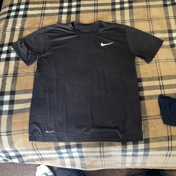 🔥🔥Nike Shirt🔥🔥 - Picture 1 of 1